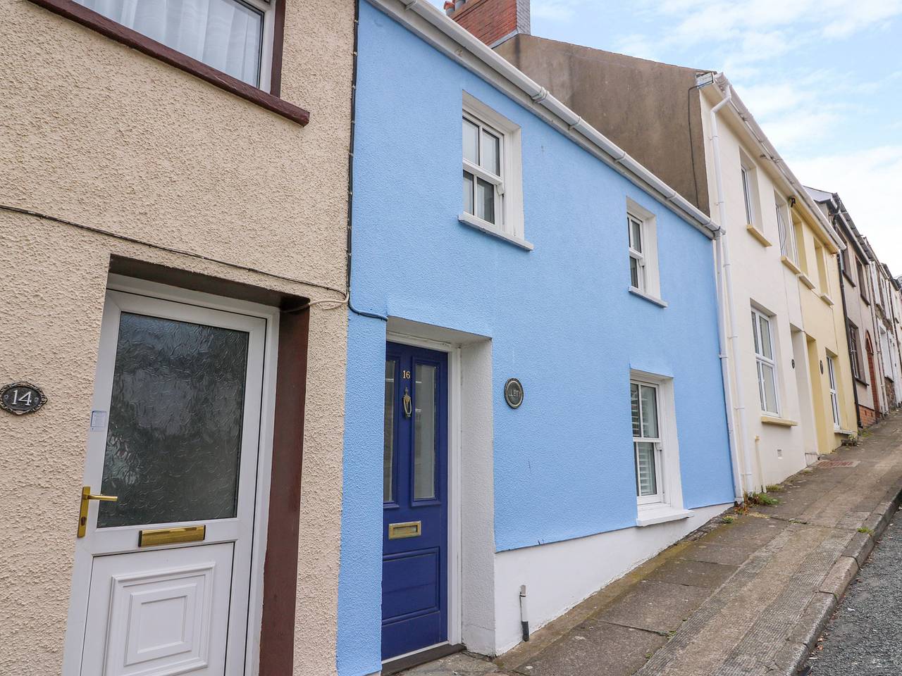 Llety in Fishguard, Pembrokeshire
