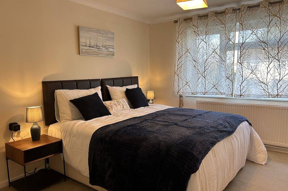 Free Parking | Private Garden | Fully Equipped | Family Friendly | Bus Stop in Littlemore, Oxford