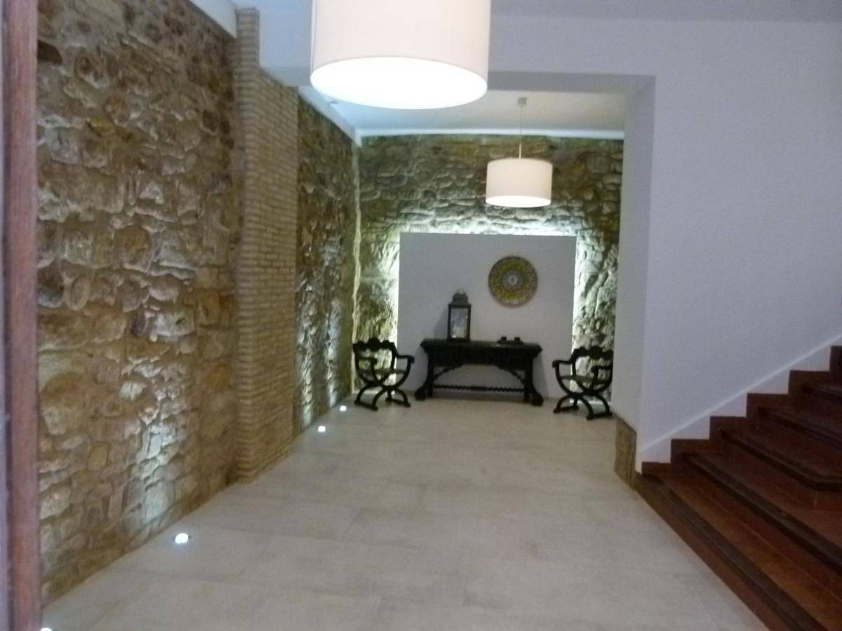 Eight-Bedroom House in Mora de Rubielos, Provincia de Teruel