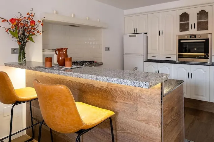 Casa de vacaciones para 6 personas, con vistas además de jardín y terraza - 1
