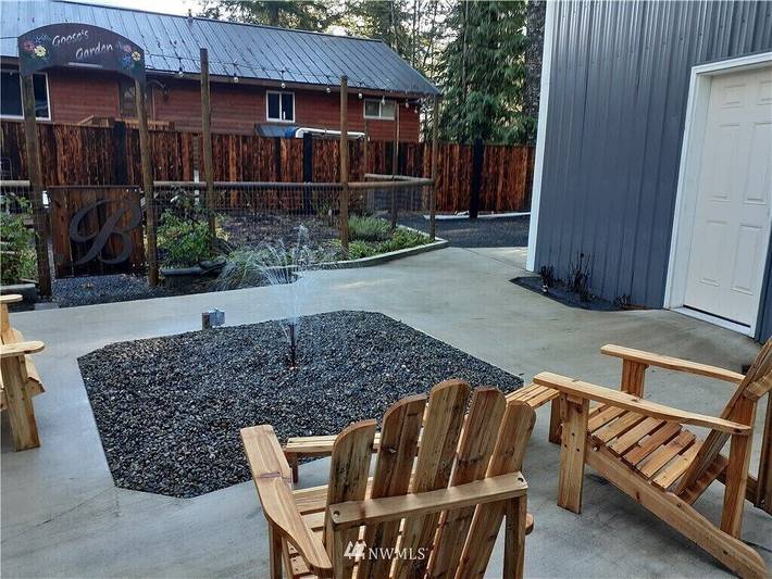 Vacation house for 8 people, with yard, with pets in Mount Rainier National Park
