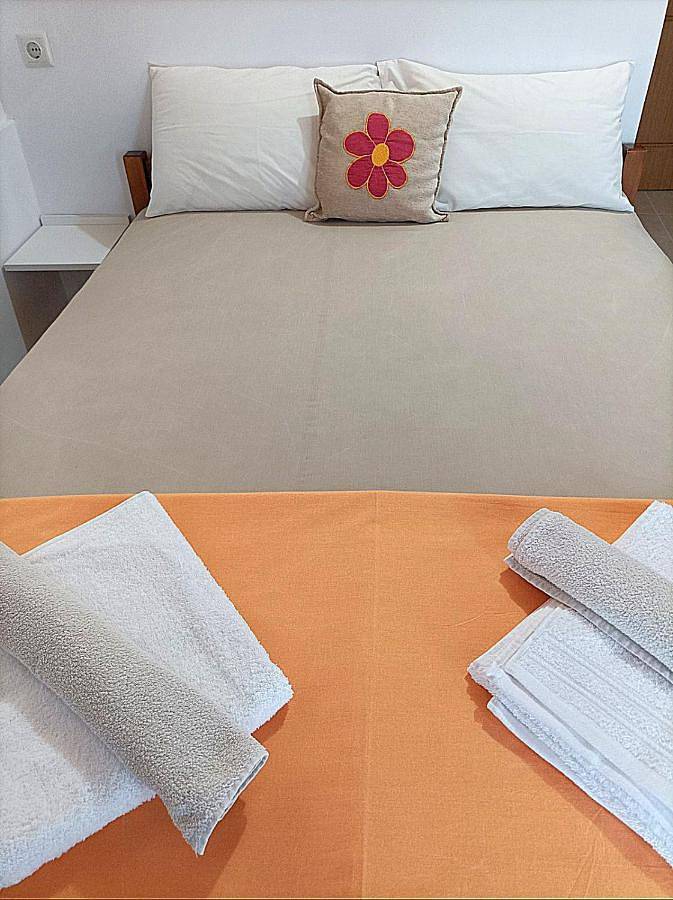 Gîte pour 4 personnes, avec vue et jardin dans Ksamil - 3