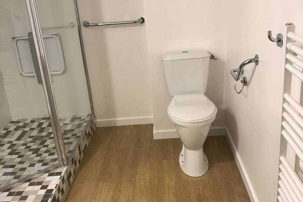 Appartement entier, Appartement face à la mer proche du port et du centre ville. in Guilvinec, Région de Quimper