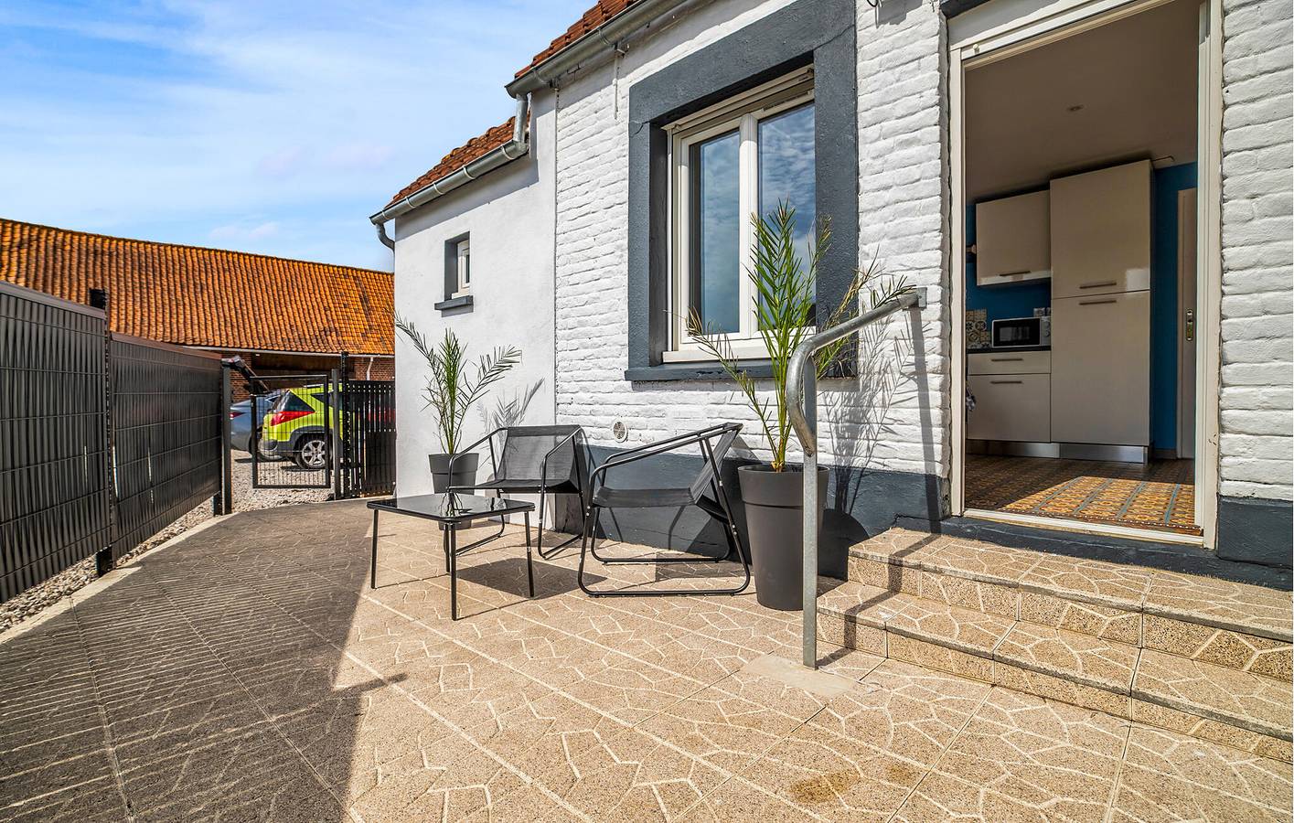 Cozy Apartment 2.5km from Éperlecques Center with Parking & WiFi in Éperlecques, Saint-Omer region