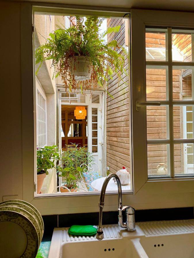 Chambre d’hôte pour 10 personnes, avec vue et terrasse, adapté aux familles à Bourges - 2