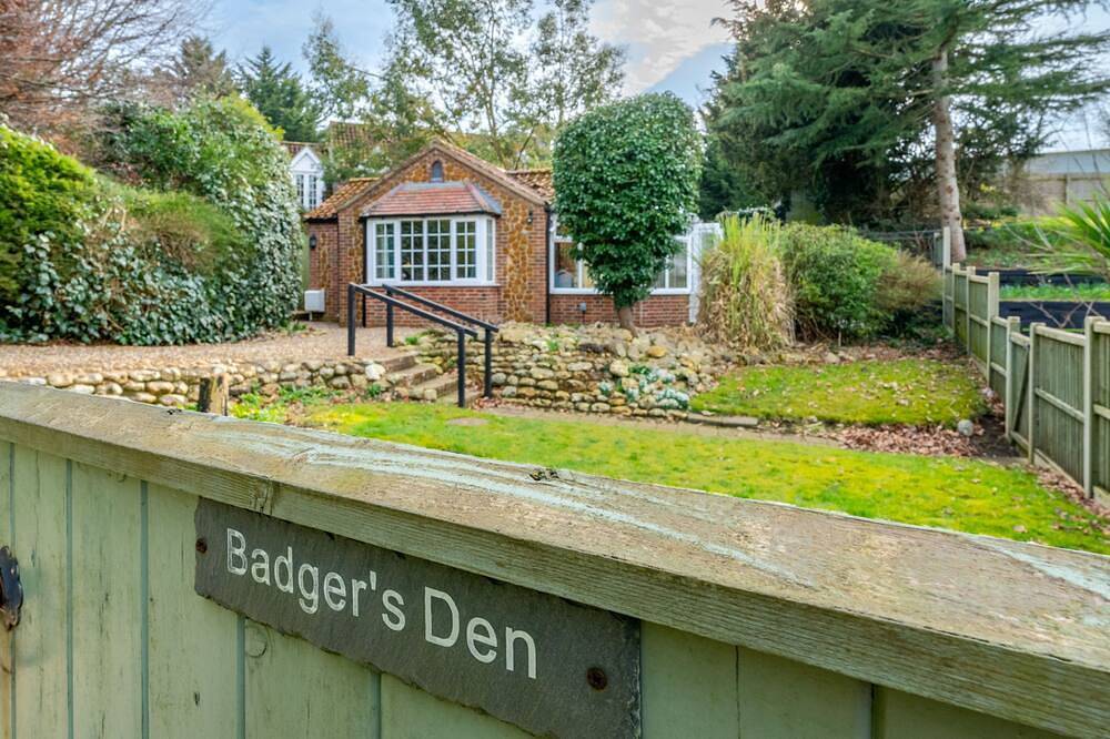 Badger's Den, Heacham, Norfolk in Heacham, Norfolk Coast