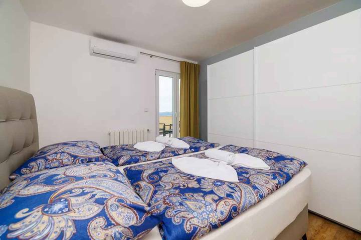 Villa für 8 Personen, mit Garten und Balkon in Crikvenica - 4