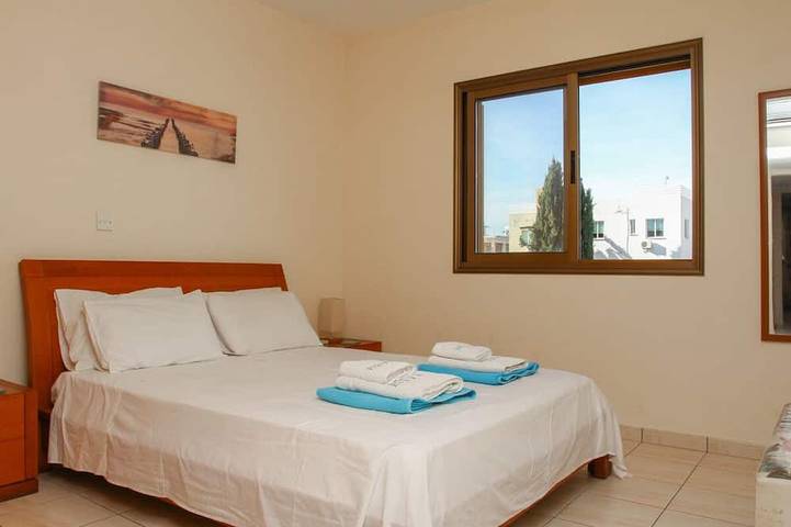 Ferienwohnung für 4 Personen, mit Pool und Balkon sowie Whirlpool in Paphos - 2