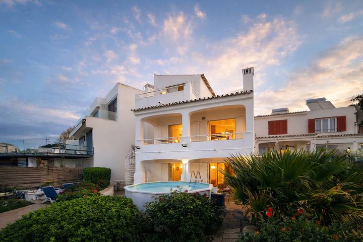 Villa for 7 people, with ocean view and terrace as well as pool, with pets in Albufeira