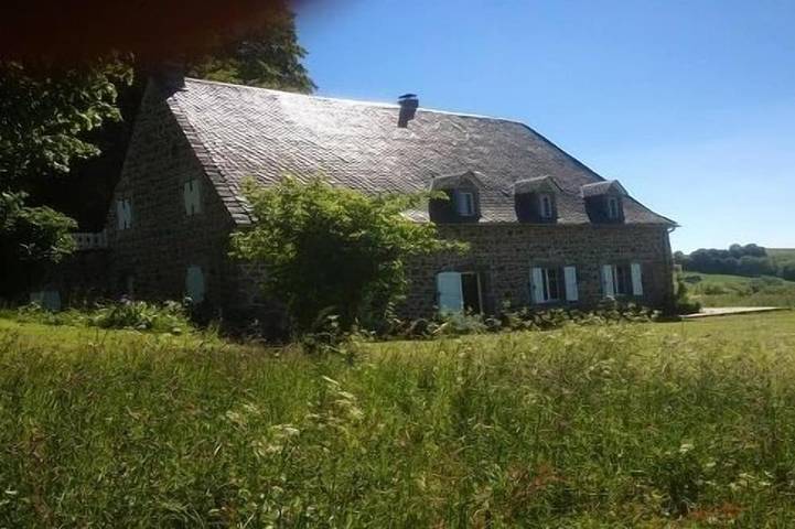 Maison de vacances pour 10 personnes, avec jacuzzi et jardin, animaux acceptés à La Bourboule