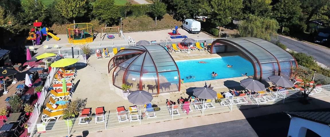 Zeltbungalow 20m² 2 schlafzimmer (ohne Sanitäranlagen) 4 Personen in Sévérac-le-Château, Parc naturel régional des Grands Causses