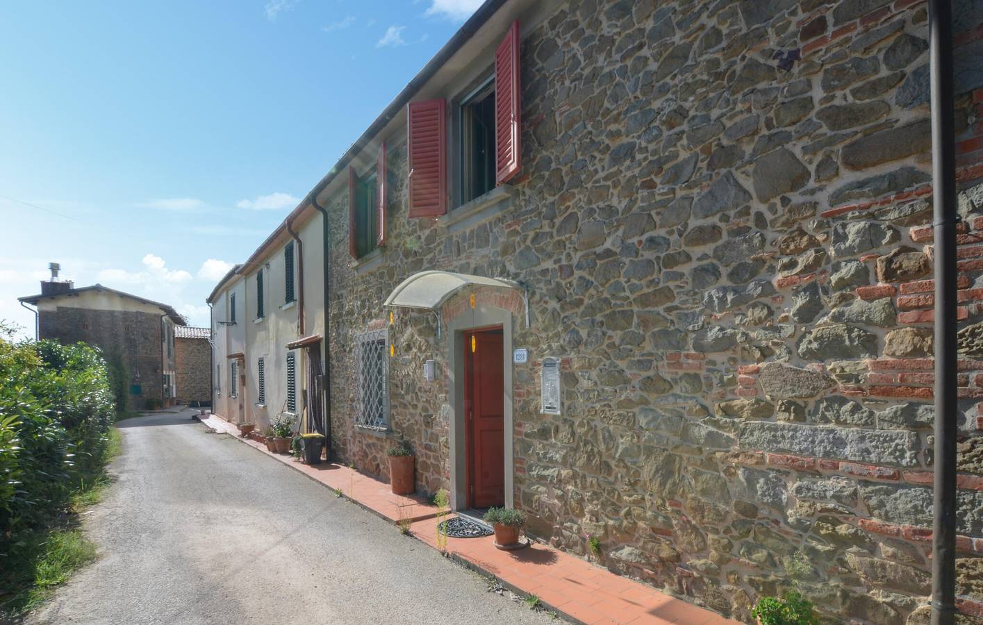 Luxuriöse 2BR Wohnung mit Garten, Parkplatz - Larciano 1.5km in Larciano, Pistoia Provinz