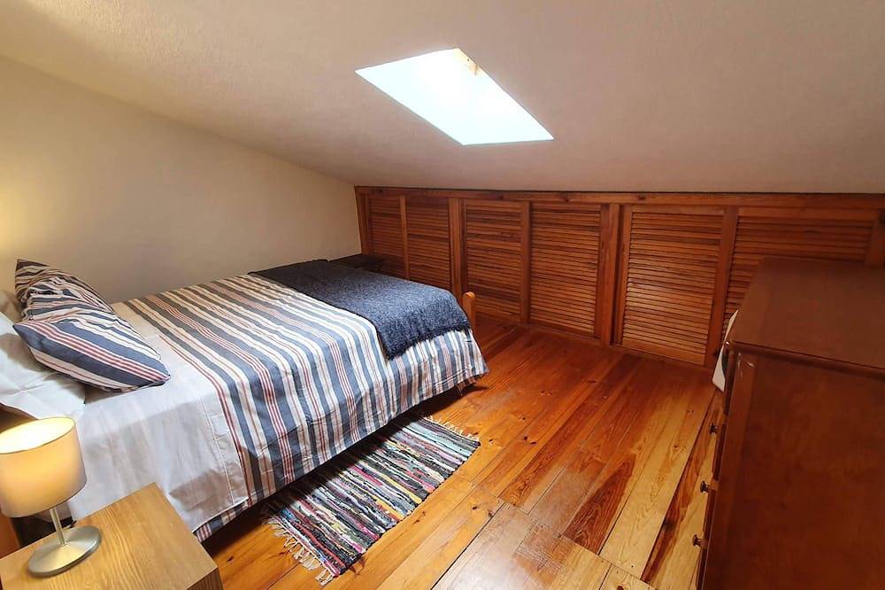 Secluded Beach House @Praia da Galé: 70km of white sand beach. Tranquility.  in Melides, Costa Alentejana