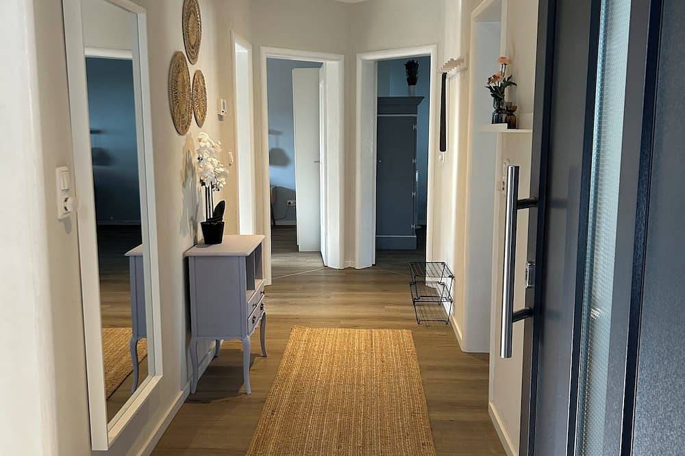 Ganze Wohnung, Stylish apartment central with balcony in Fulda, Rhön-Hessen