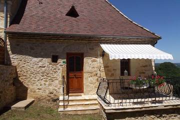 Gîte pour 2 personnes à Cénac-et-Saint-Julien