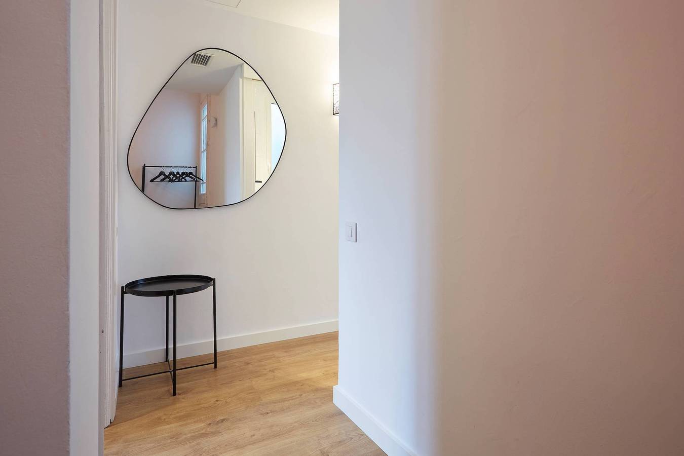Apartamento entero, 61Par1014- Magnifico piso decorado en Paralel in Centro Barcelona, Barcelona