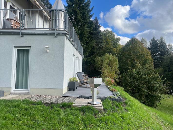 Ferienwohnung für 3 Personen, mit Balkon/Terrasse und Terrasse sowie Garten und Sauna in Schmalkalden