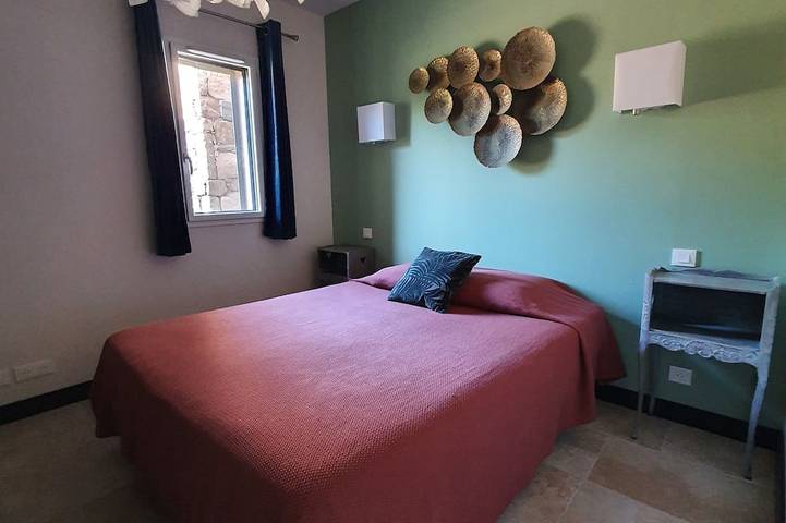 Villa tra mare e macchia in Sartena, Sartène e dintorni