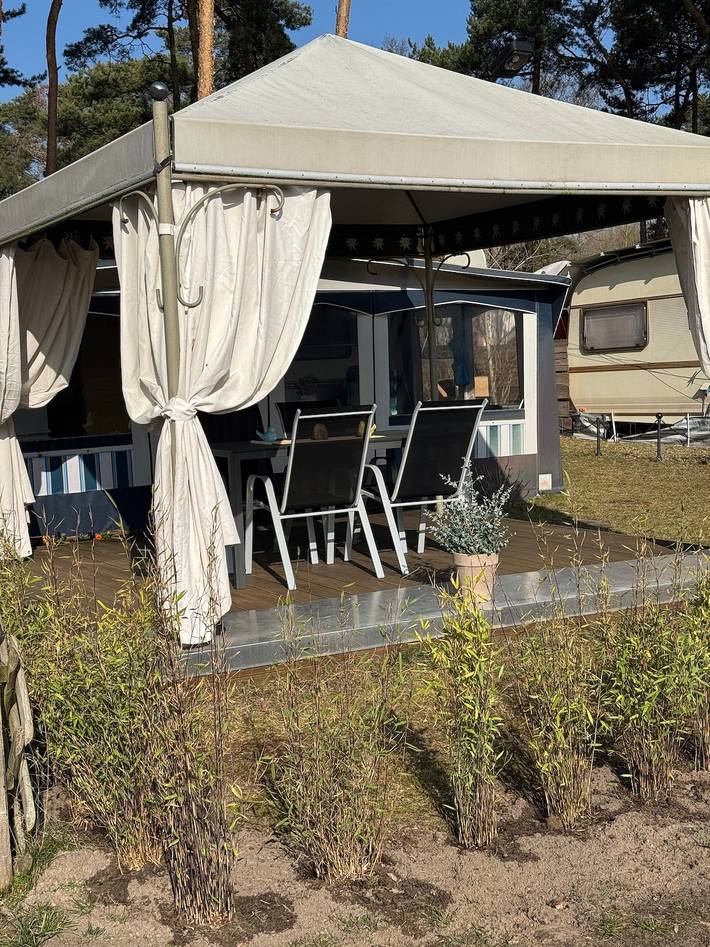 Wohnwagen für 4 Personen, mit Seeblick und Garten, mit Haustier in Brandenburg an der Havel - 4