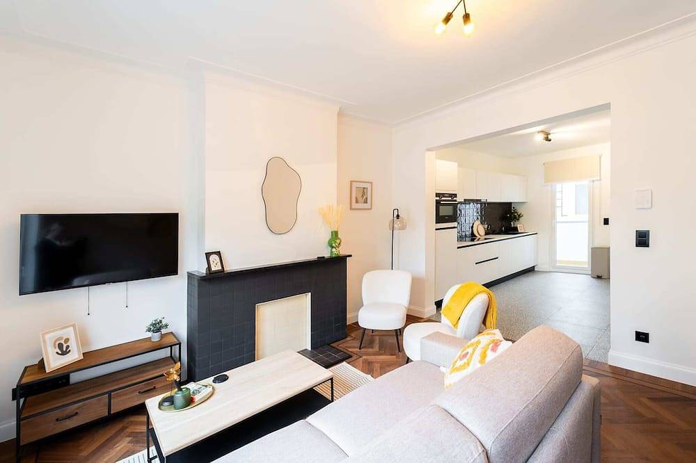 Entire apartment, Family-Friendly 2-Bedroom Apartment in Antwerp in Antwerp, Antwerp region