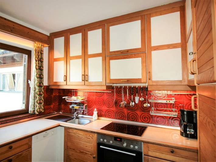 Ferienhaus für 8 Personen, mit Balkon und Terrasse sowie Garten und Sauna in Ramsau am Dachstein - 4