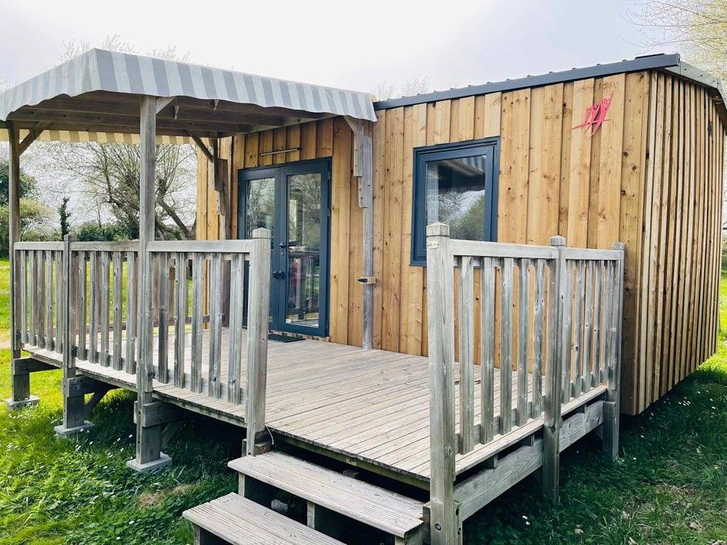 Zecamping 3* piscine chauffée pataugeoire pet friendly mobil-home Tv in Guérande, Côte d'Amour