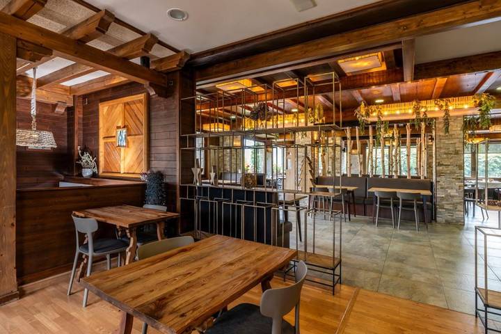 Hôtel pour 4 personnes, avec vue ainsi que piscine et jardin à Molló - 4