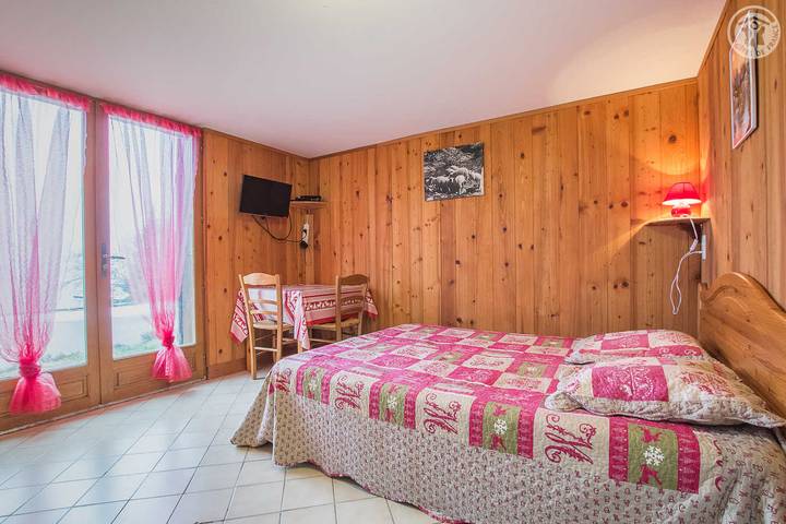 Gîte pour 2 personnes, avec terrasse dans Allondaz - 3