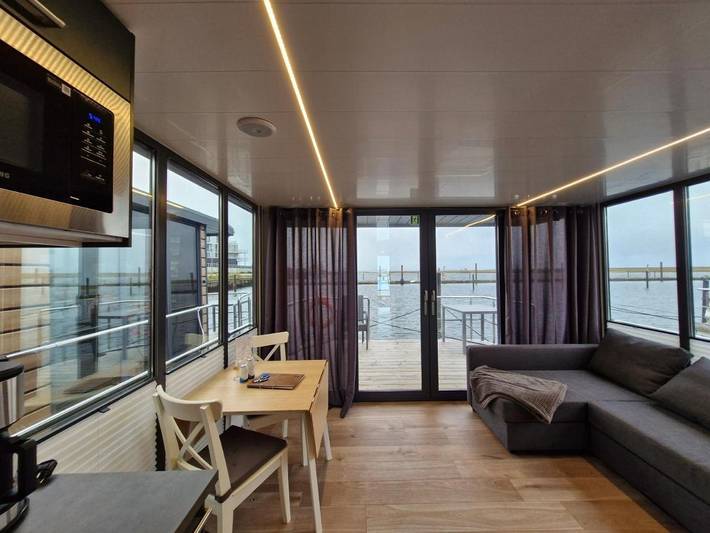 Boot für 4 Personen, mit Sauna und Ausblick sowie Terrasse an der Kieler Bucht - 4