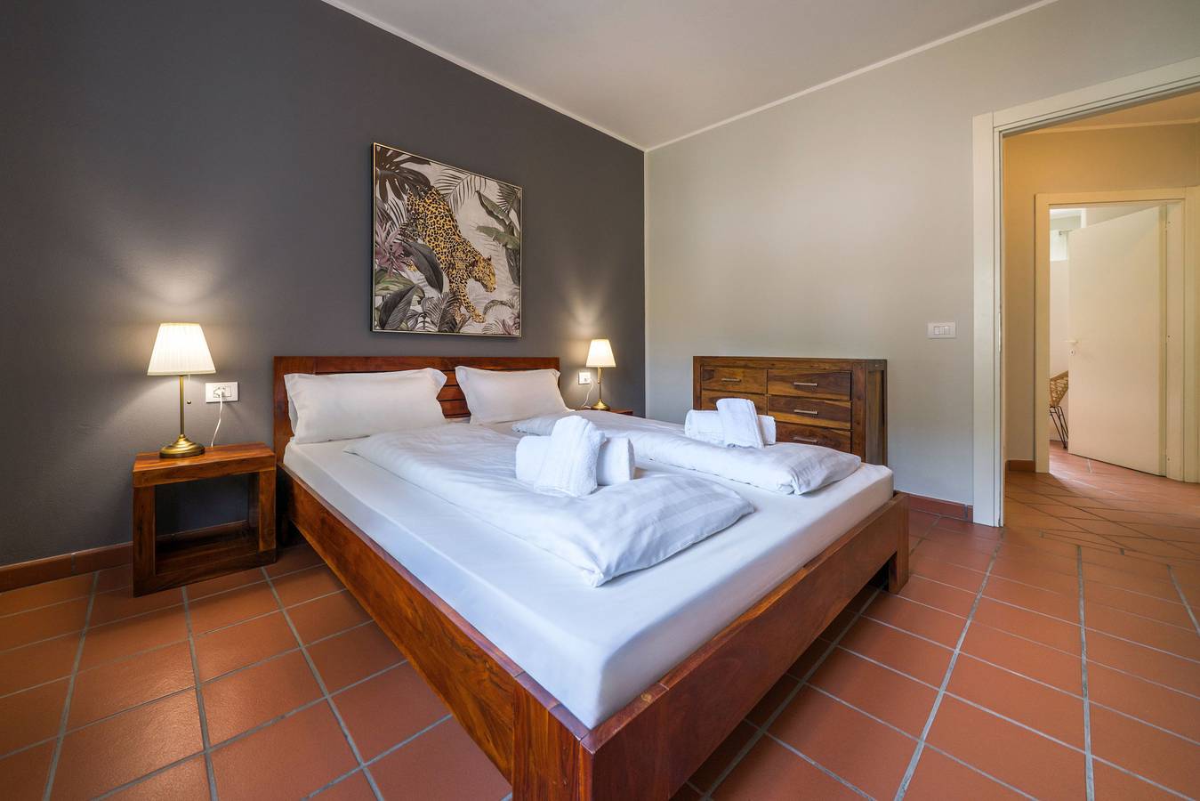 Ganze Wohnung, Ferienwohnung für 6 Personen mit Garten in Idro, Gardasee-Berge