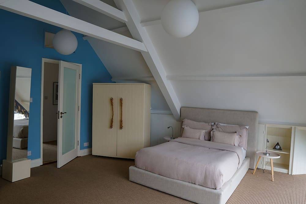 Spacious Comfortable Holiday Home in Kinsale, County Cork