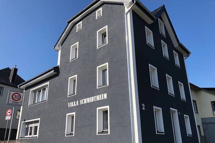 Villa für 9 Personen, mit Whirlpool und Balkon