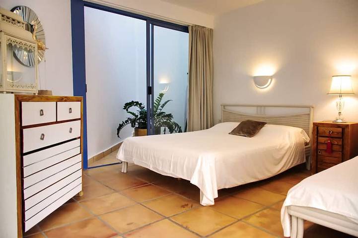 ★ Premium Villa Isabel 1 ★ beheizter Pool ★ direkt am Meer ★ High Speed Wifi ★ in Playa Esmeralda Norte, Pájara