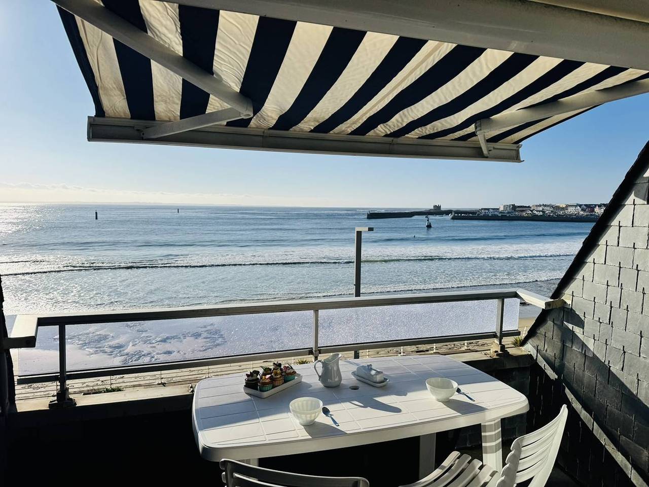 Ganze Ferienwohnung, Ferienwohnung für 4 Personen mit Terrasse in Quiberon, Côte des Mégalithes