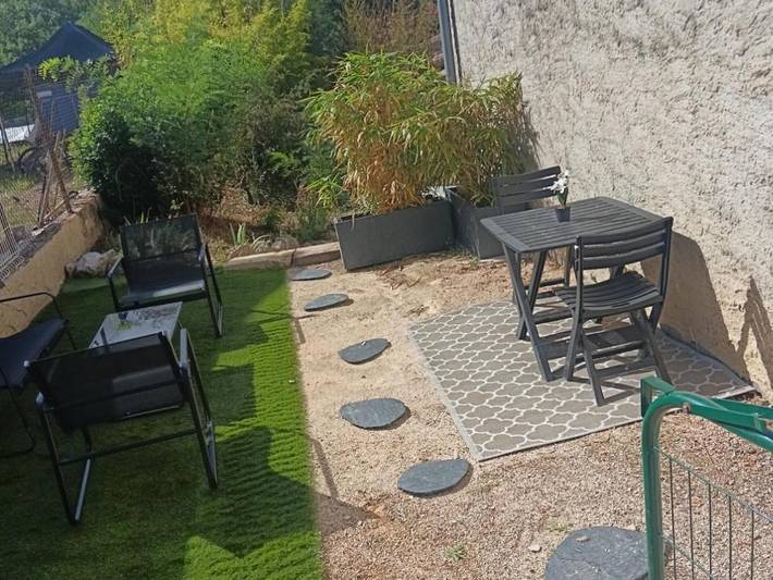 Gîte pour 2 personnes, avec jardin à Saint-Privat-des-Vieux - 2