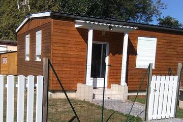 Chalet pour 4 personnes, avec piscine et jardin en Pyrénées-Atlantiques