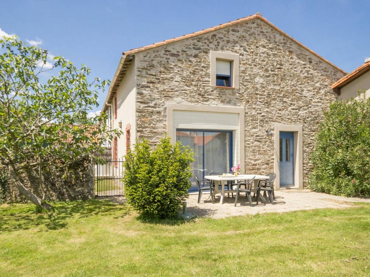 Casa rural con encanto cerca de Nantes, con jardín, bicicletas y Wifi in Saint-Philbert-de-Grand-Lieu, Nantes region