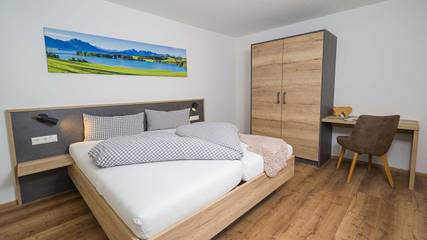 Ferienwohnung für 6 Personen in Seeg, Romantische Straße, Bild 3