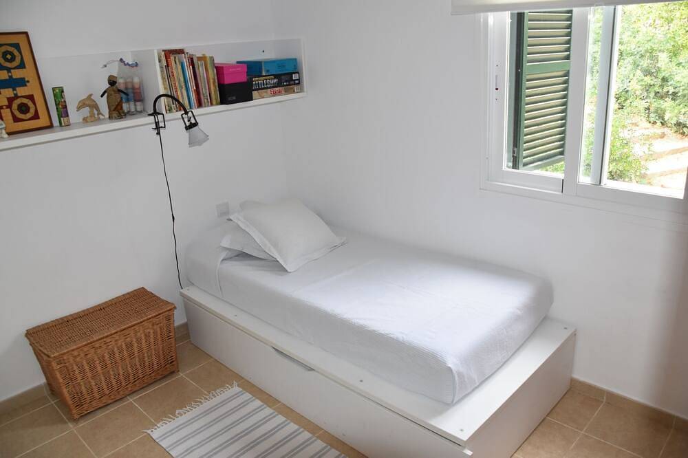 Biniancolla Heura villa with communal pool in Biniancolla, Sant Lluís