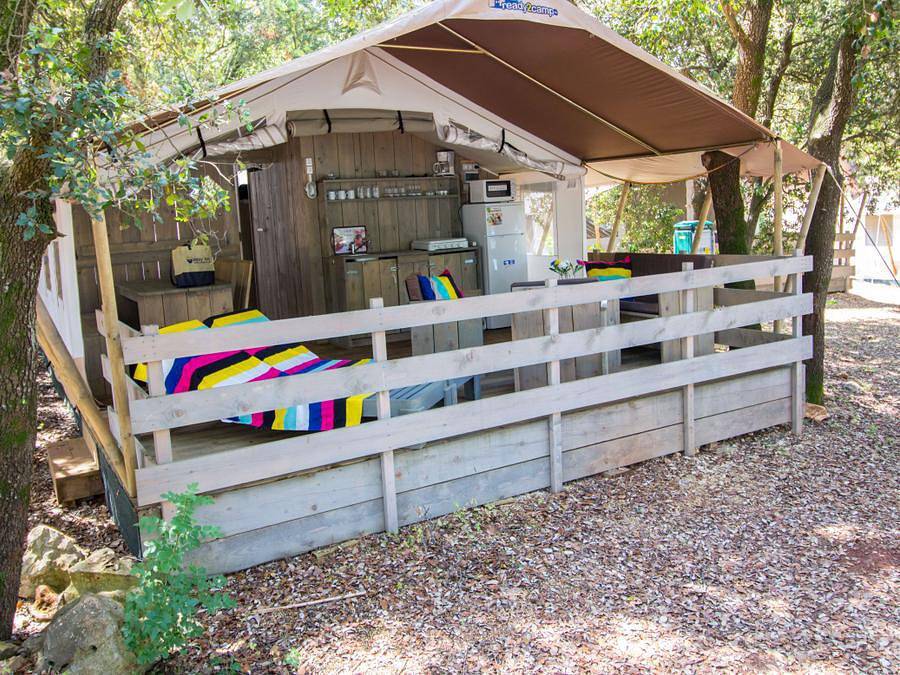 Camping Polari - Safarizelt 5 personen - Safarizelt + Sanitär + Klima (5P) in Rovinj Riviera, Rovinj