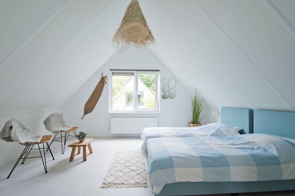 Villa Wellness Retreat 2: Schönes Haus mit Sauna und Whirlpool, Nähe des Waldes! in Hoeven, Halderberge
