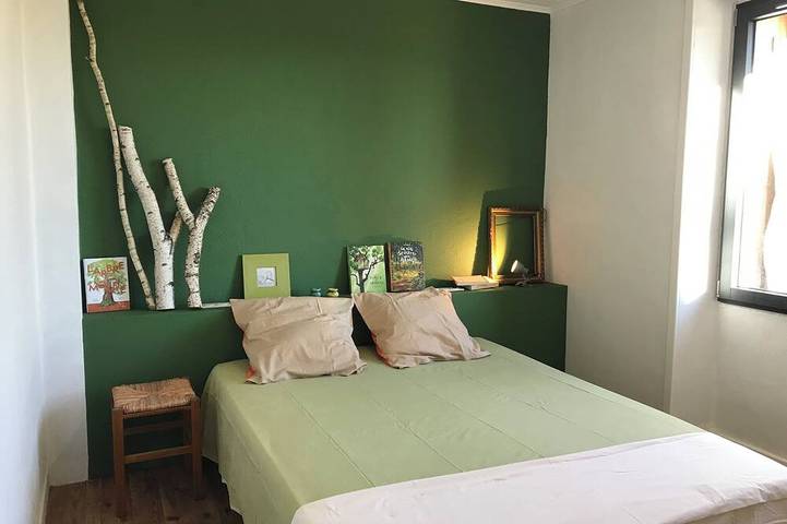 Location de vacances pour 6 personnes, avec terrasse et jardin à Parlan - 4