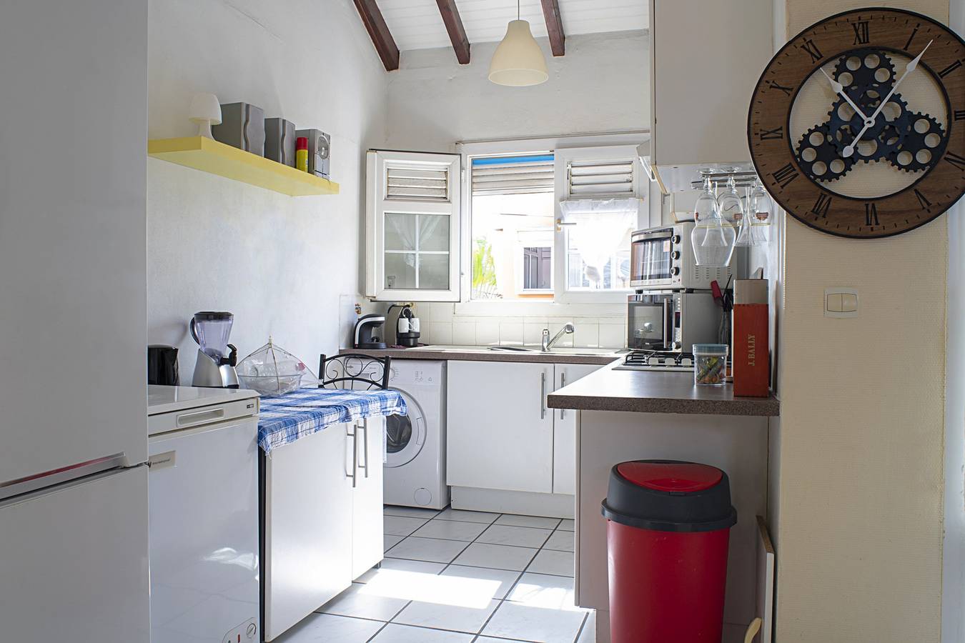 Ganze Wohnung, Komfortable Wohnung in Le Moule mit Terrasse in Le Moule, Guadeloupe