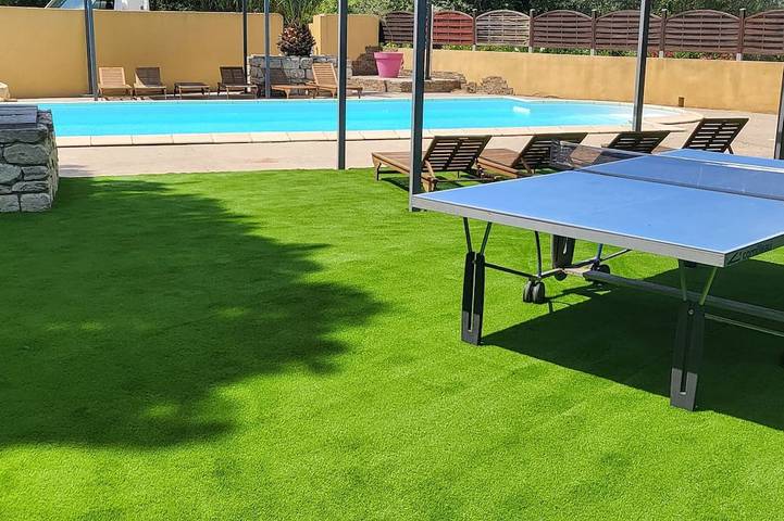 Gîte pour 4 personnes, avec jardin et piscine à Loriol-du-Comtat - 3