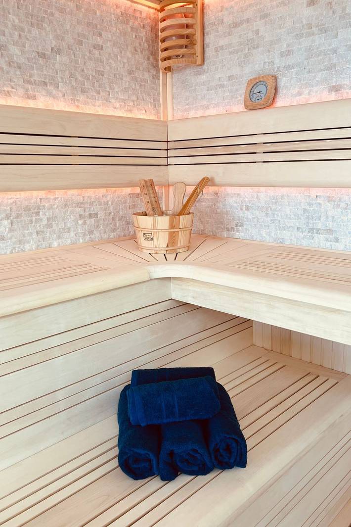 Location de vacances pour 6 personnes, avec jardin et piscine ainsi que sauna et terrasse, animaux acceptés à Plouider - 2