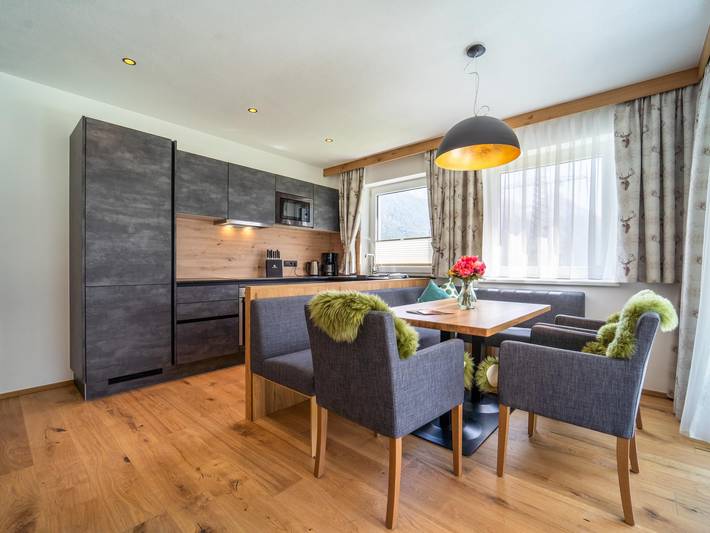 Ferienwohnung für 4 Personen, mit Terrasse in Pettneu am Arlberg - 3