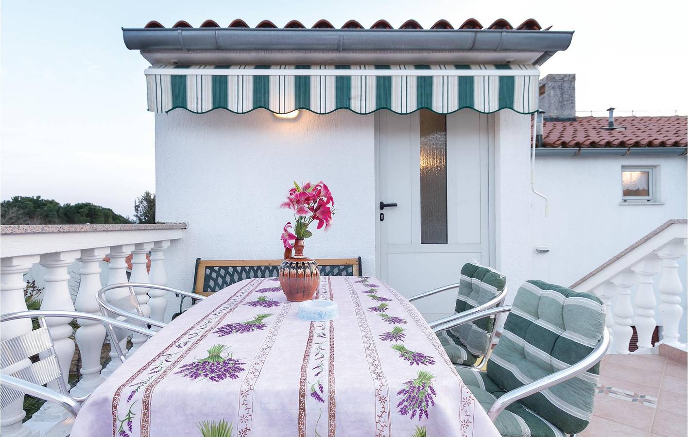 Ganze Ferienwohnung, Ferienwohnung für 6 Personen mit Terrasse in Barbariga, Südküste Istrien