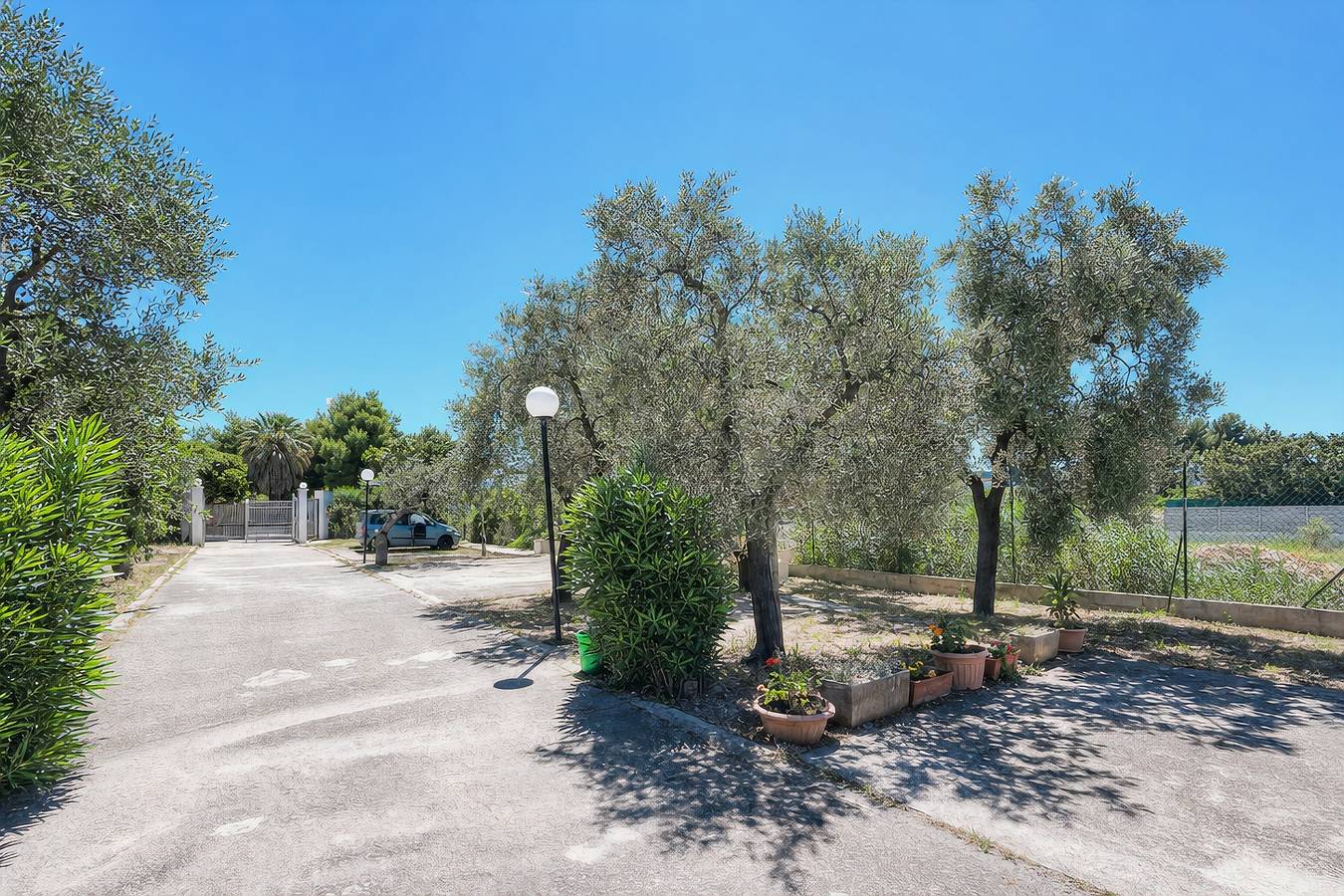 Casa Vacanze Ervilia appartamenti in Lungomare E. Mattei a 50 mt dalla spiaggia in Vieste, Gargano