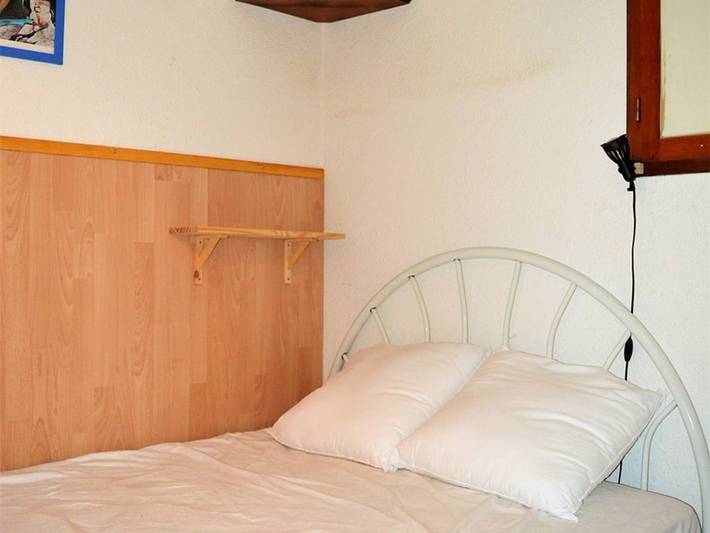 Gîte pour 4 personnes, avec Balcon et Vue sur le lac dans Office De Tourisme Des Angles