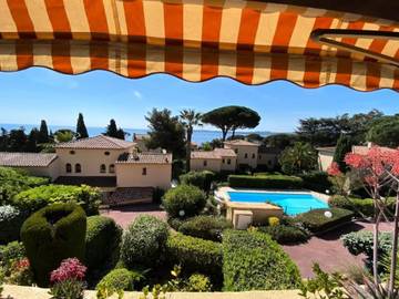 Villa für 2 Personen, mit Garten und Pool in Sainte-Maxime